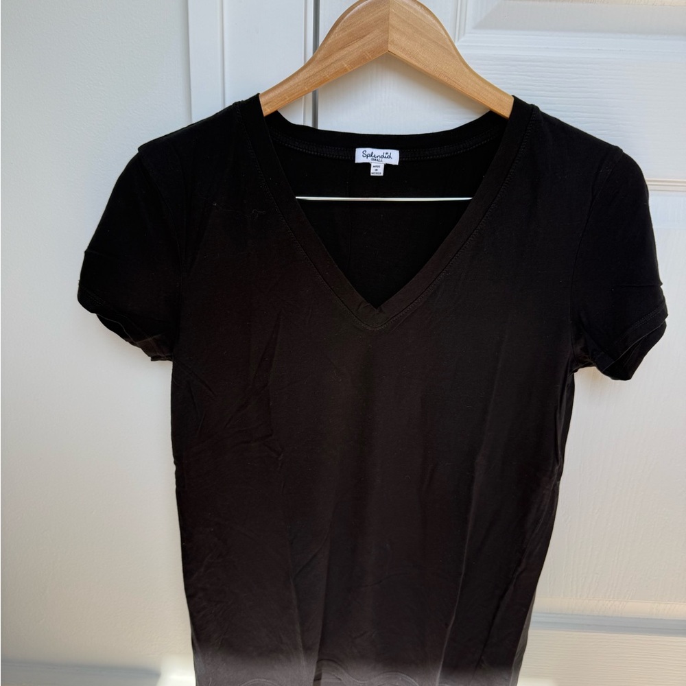 Splendid Black V-Neck Short Sleeve Tee